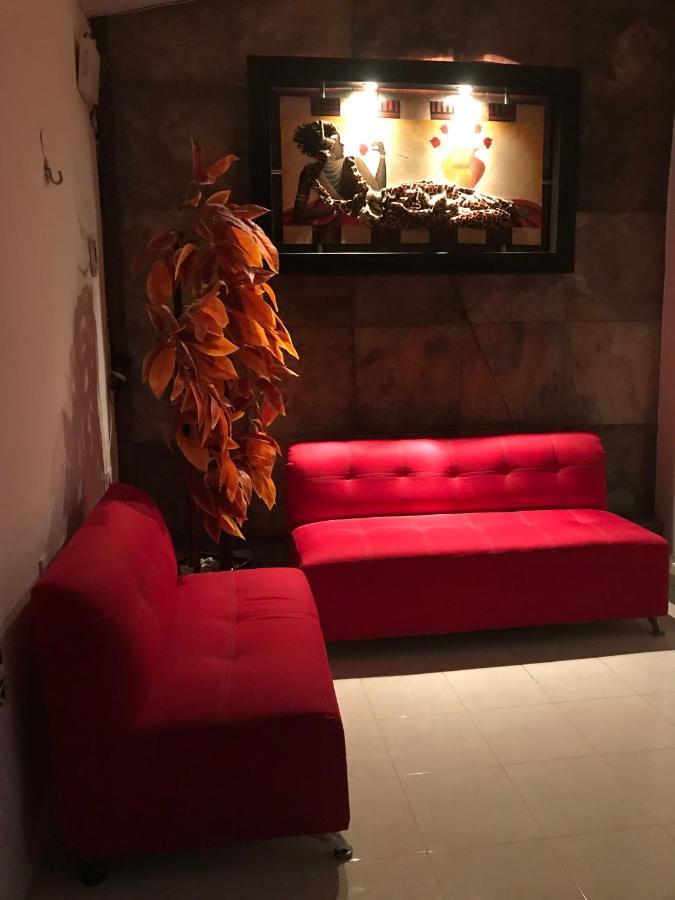 Casa Lili 2: Luxurious/Amplio/Hot Water/Economic/Wifi/Tv Leilighet Valladolid  Eksteriør bilde