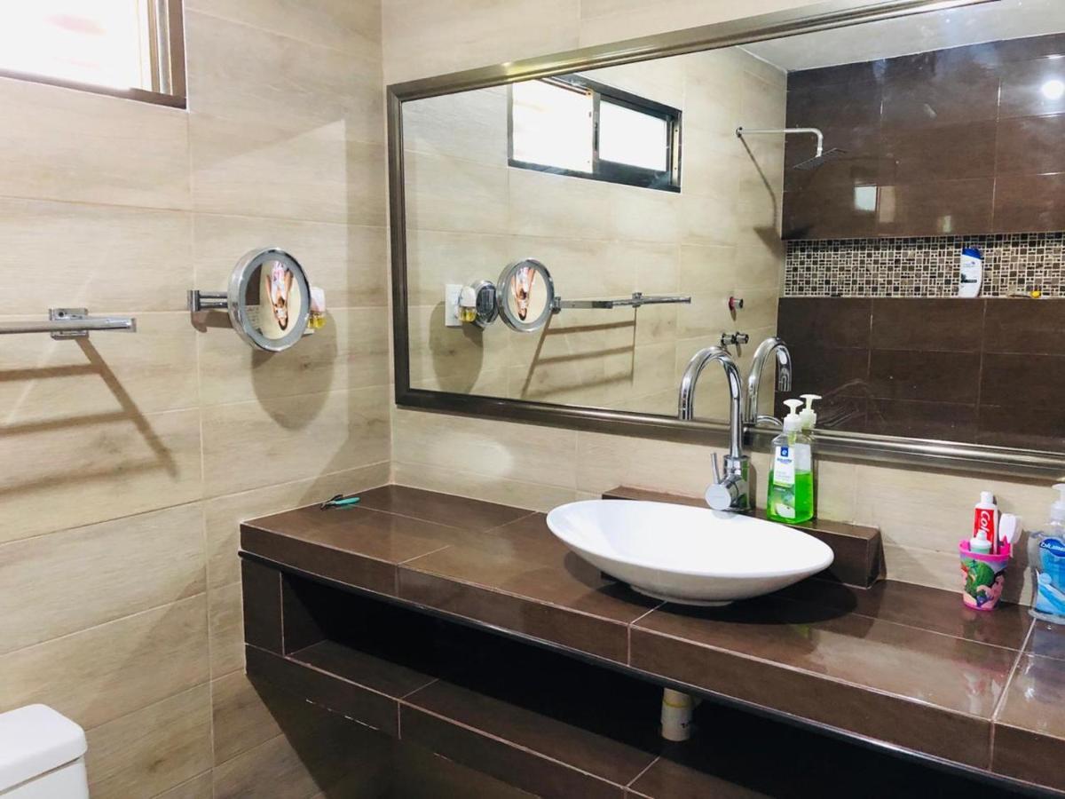 Casa Lili 2: Luxurious/Amplio/Hot Water/Economic/Wifi/Tv Leilighet Valladolid  Eksteriør bilde